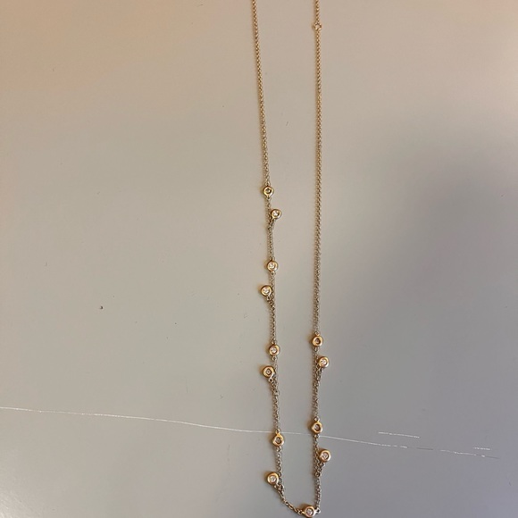 14KT YG OENDANT WITH WHITE STONES SET IN BEZELS - Picture 4 of 5